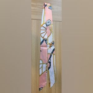 Purse Scarf